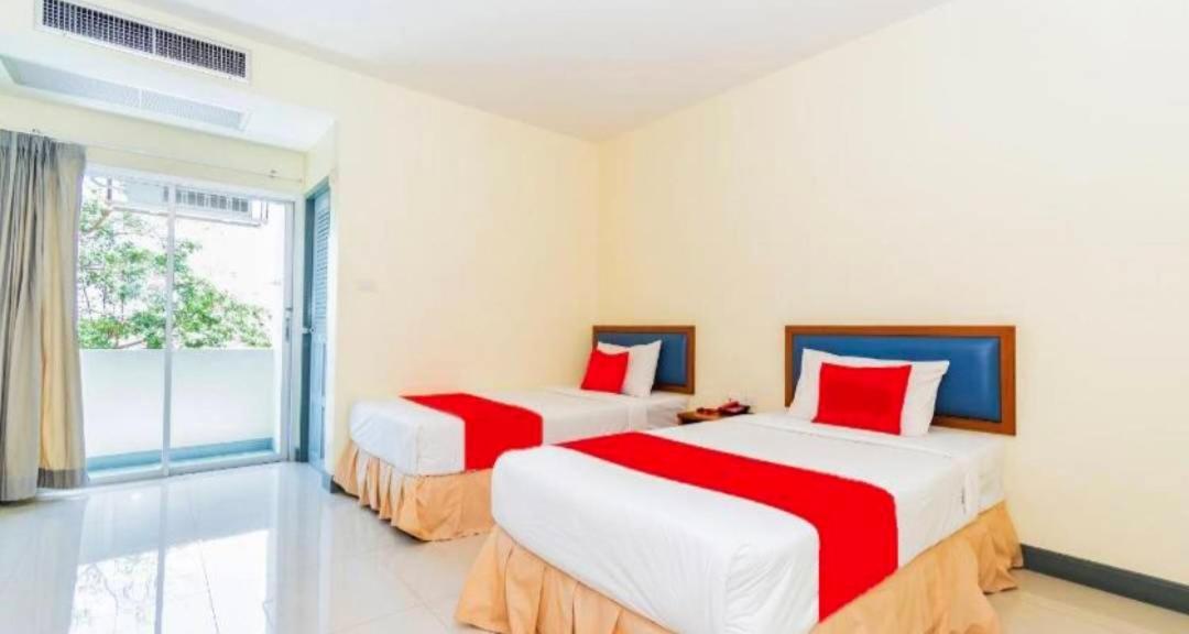 Baan Poemsuk Huahin Hotel Екстериор снимка