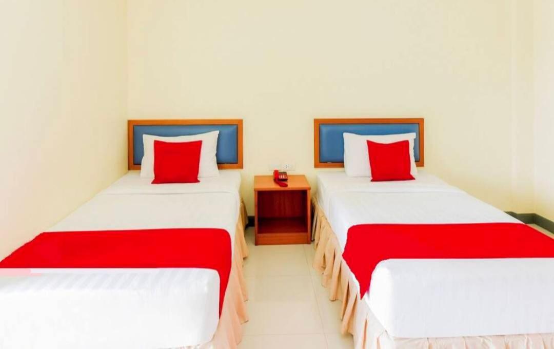Baan Poemsuk Huahin Hotel Екстериор снимка